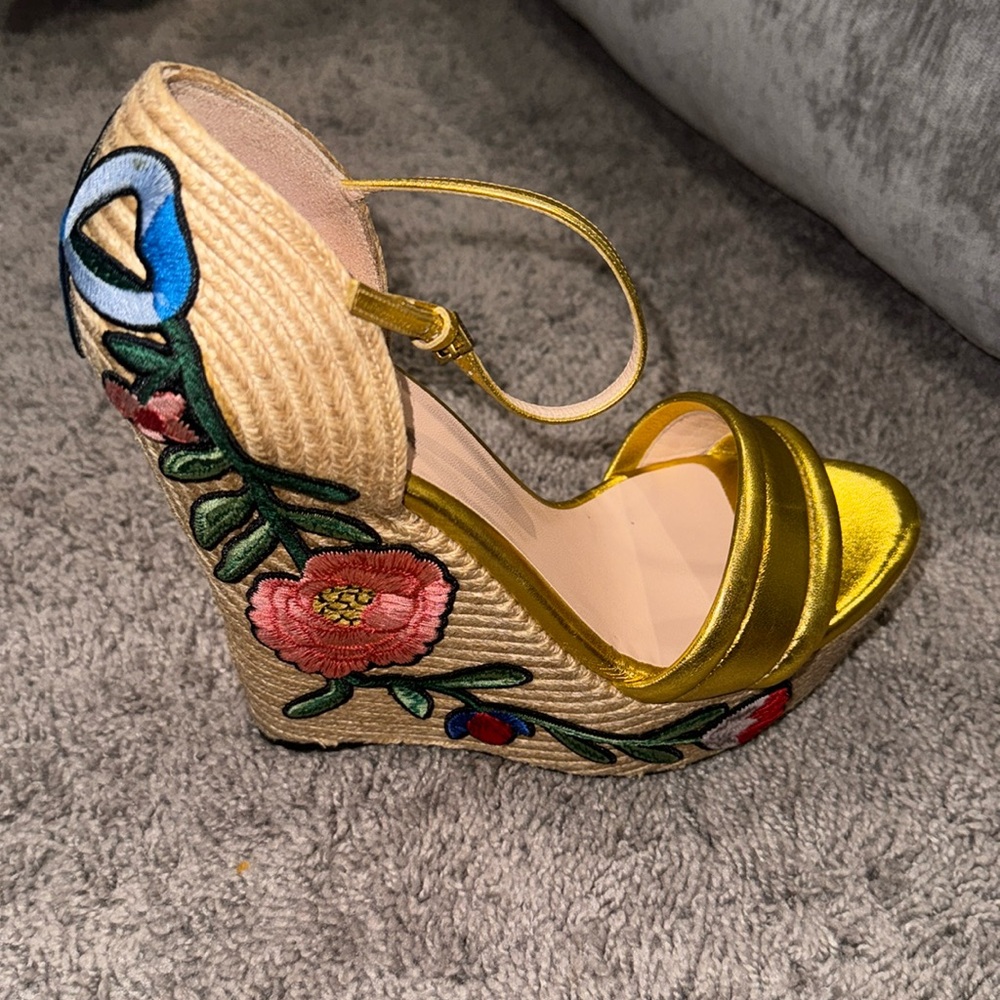 Gucci Wedges